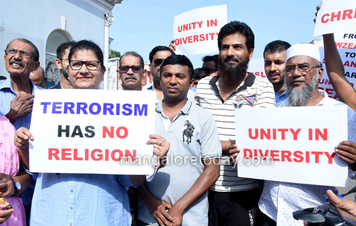 Muslims sow solidarity with Christian